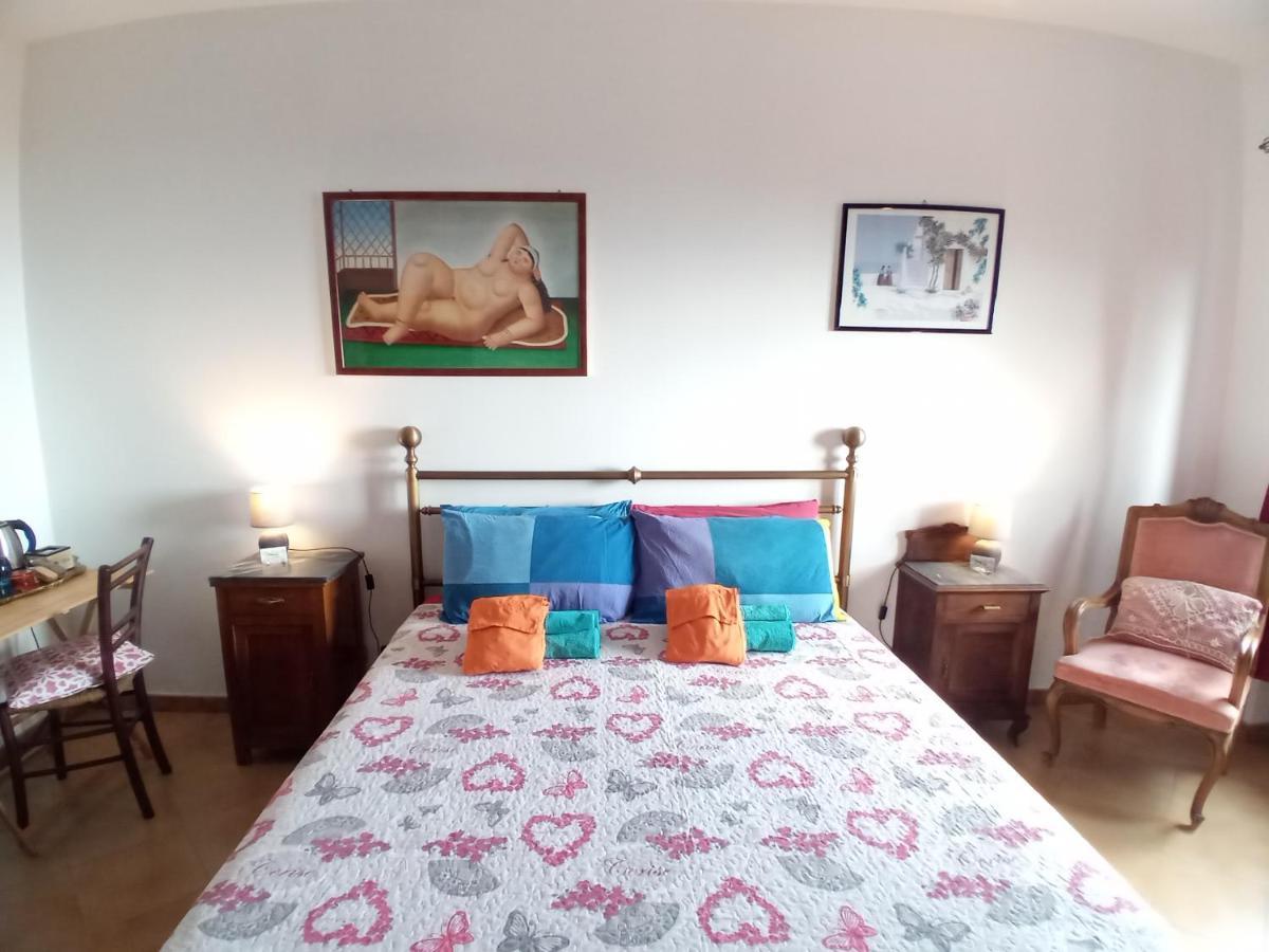 Casa Roberto B&Bサヴォーナ エクステリア 写真